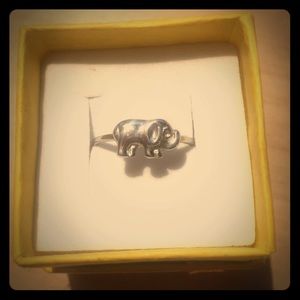 Sterling silver elephant ring size 4.75 or 5